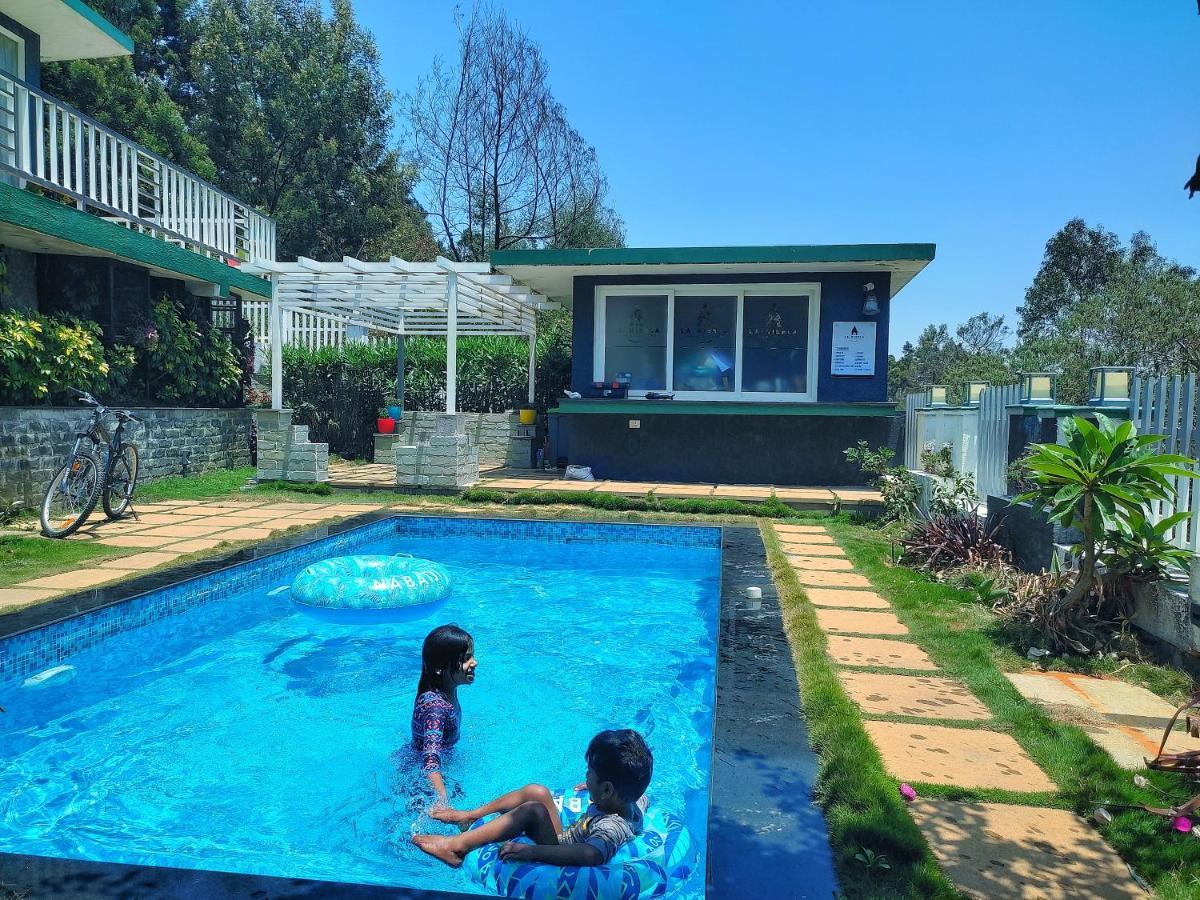 La Niebla Farm Resort Ooty Extérieur photo